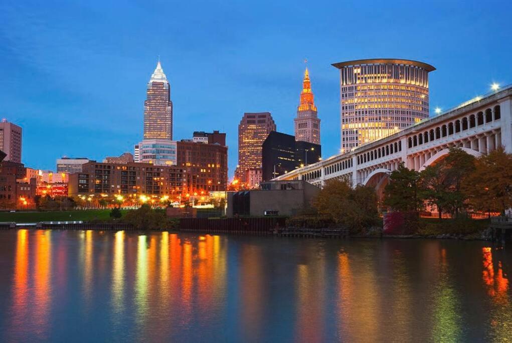 Trendy In Tremont, Cle Apartment Кливланд Екстериор снимка